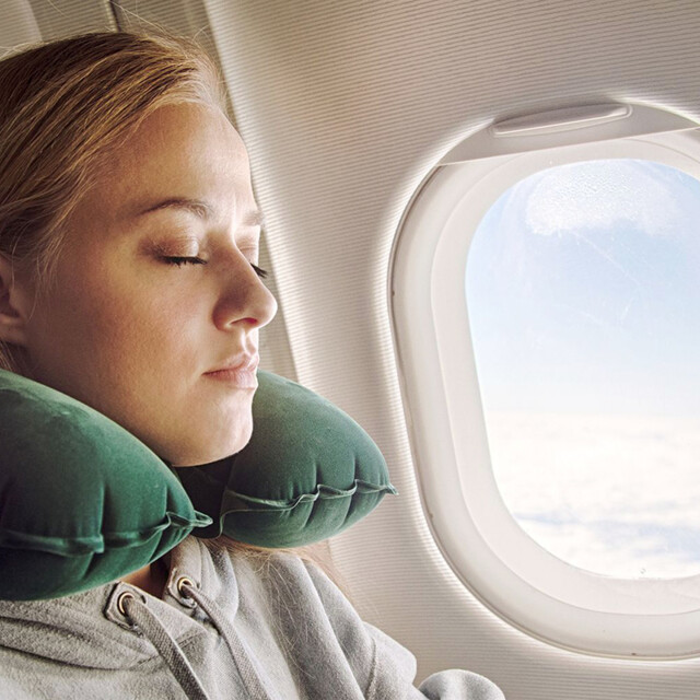 Combattere il Jet Lag e dormire in viaggio: Guida Completa della Farmacia Ciato